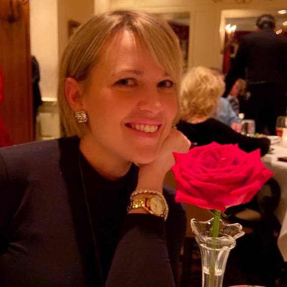 Meet your Posher, Jenna - Picture 1 of 1